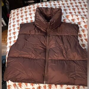 Cropped Puffer Vest